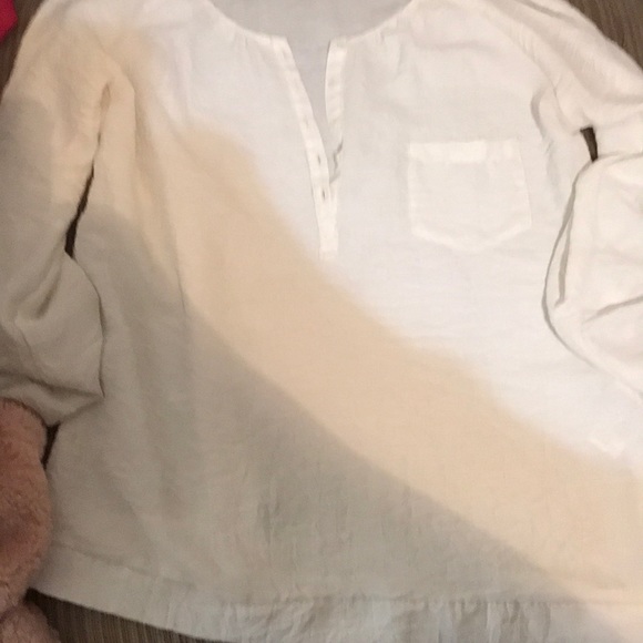 Top - Picture 2 of 2